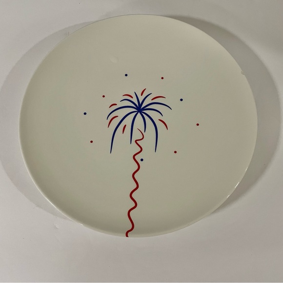 Tag Set of 4 “Fireworks” Dessert/Salad Plates July 4th Red Blue Approximately 8” - Picture 7 of 9